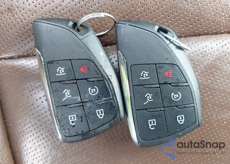 2021 Chevrolet Tahoe 4Wd High Country z USA, uszkodzony, nr VIN 1GNSKTKL8MR136834